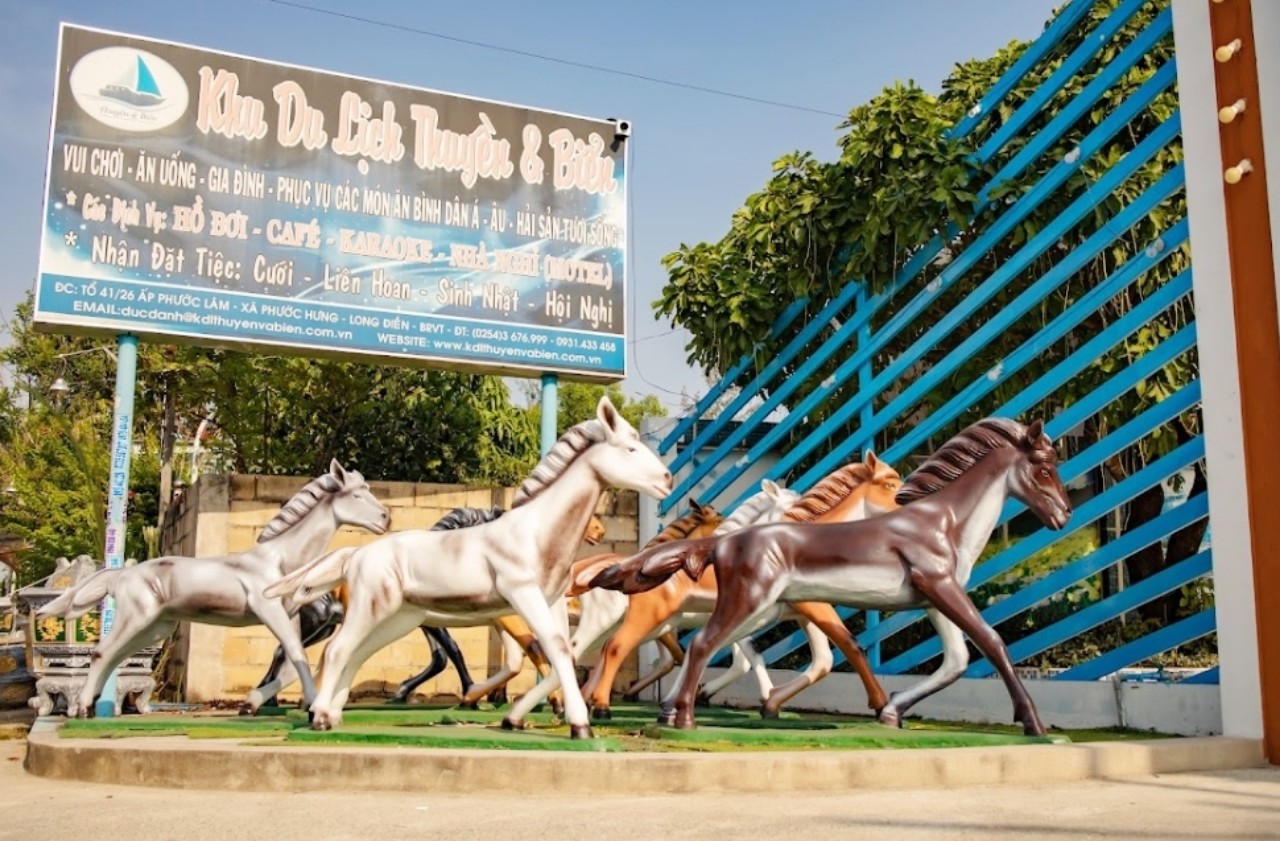 KHU DU LỊCH THUYỀN VÀ BIỂN