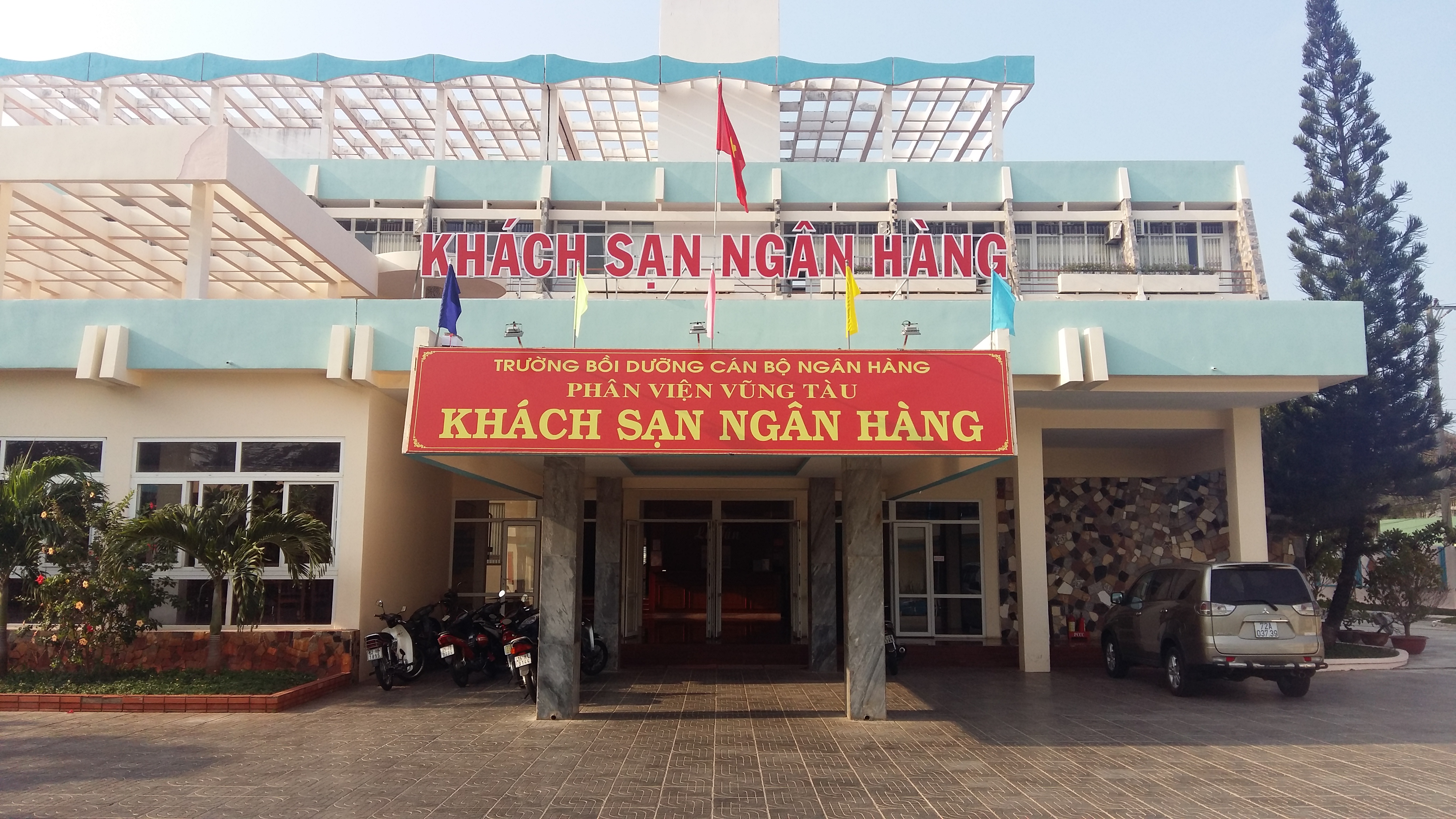 Khách sạn ngân hàng