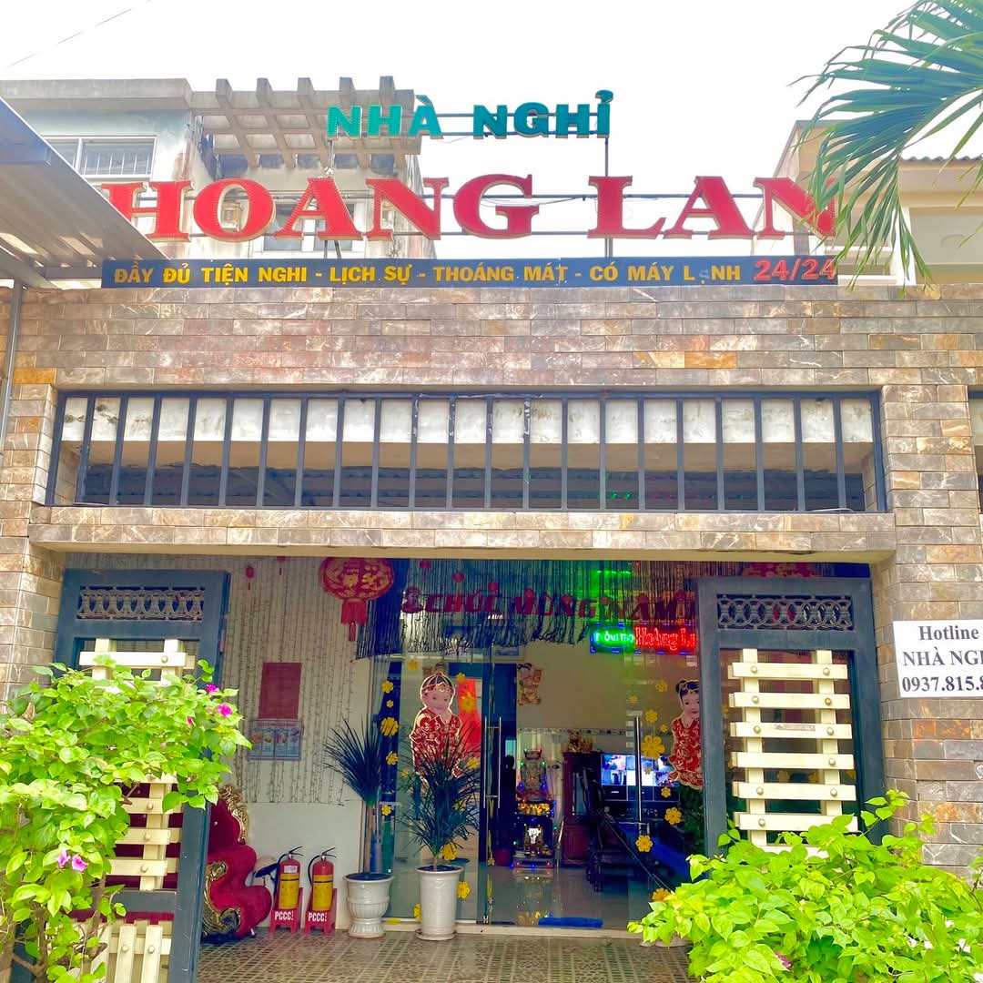 Nhà nghỉ Hoàng Lan